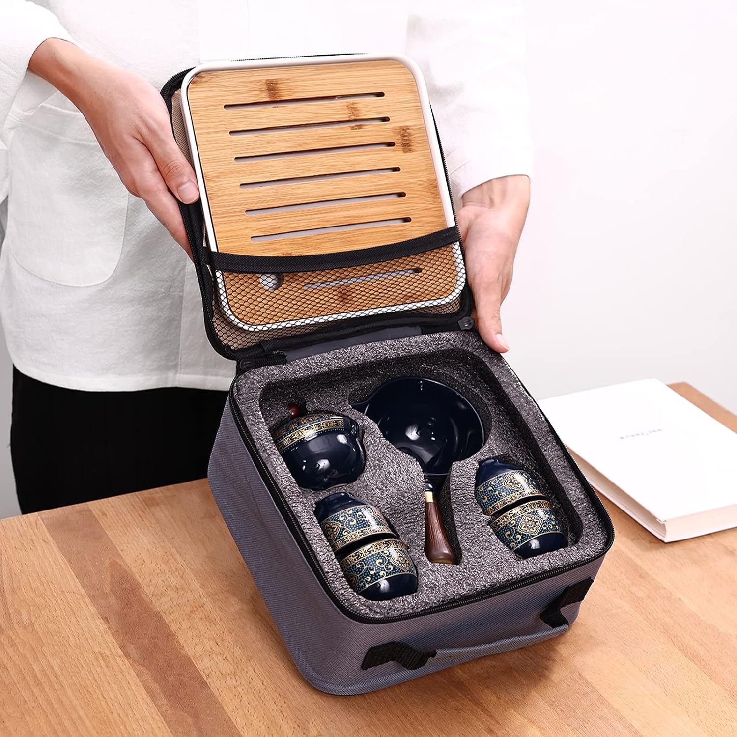 LURRIER Porcelain Chinese Gongfu Tea Set,Portable Teapot Set with 360 Rotation Tea maker and Infuser,Portable All in One Gift Bag for Travel,Home,Gifting,Outdoor and Office (Floral White)