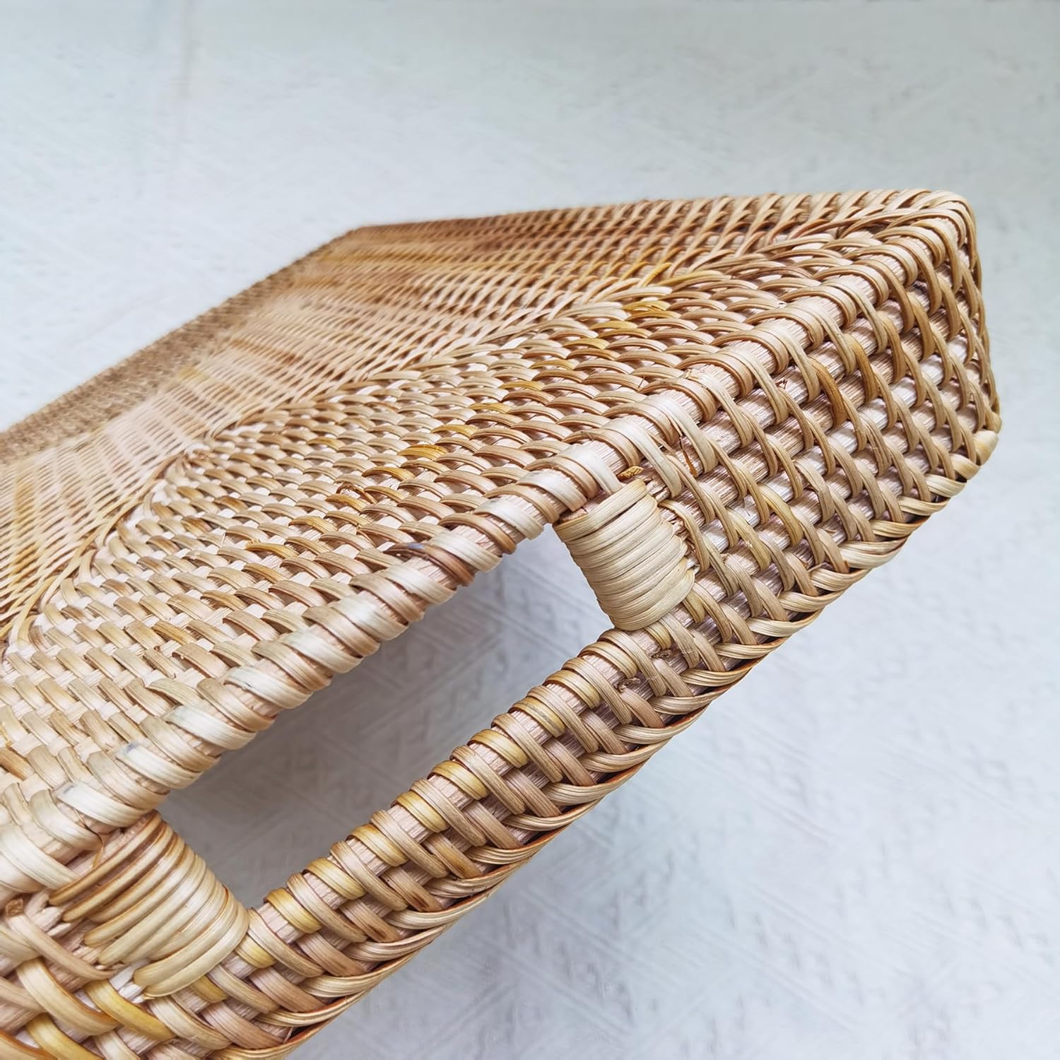 i-lan 17Inch Large Rectangle Rattan Serving Tray with Handles-Natural Wicker Breakfast Coffee Drinks Serving Platter,Kitchen Tabletop Decorative Serving Tray for Fruit,Vegetables and Snacks