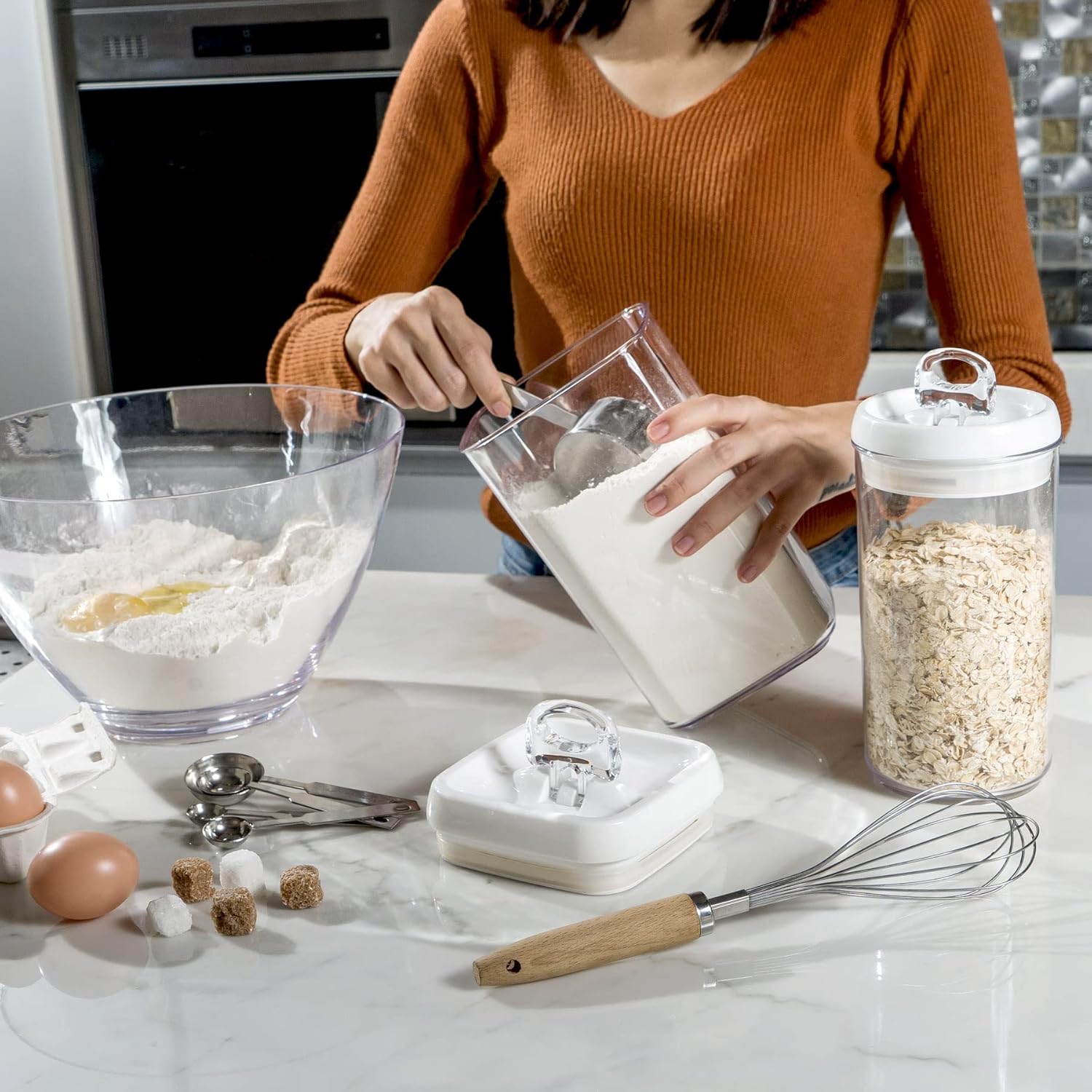 Felli Flip Tite Storage Container with Built-In Spoon & Airtight Lid 5” Large-M Ring Flip Top, Stackable Acrylic Canister for Rice Sugar Flour Protein Powder, Kitchen Pantry Organizer (1.8qt)