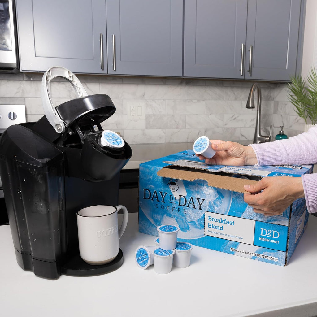 Day To Day 200-Count Breakfast Blend Medium Roast Single Serve Coffee Pods for K-Cup Keurig Brewer
