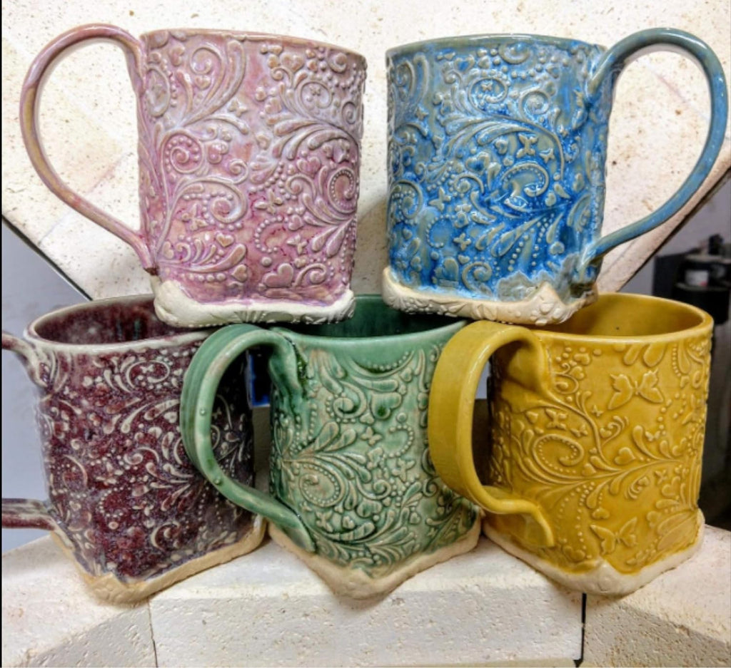 ROLLING PIN SPRING WOODDEN EMBOSSING ROLLING PIN with BUTTERFLIES and FLOWERS EMBOSSED COOKIES GIFT FOR MOTHER FRIEND