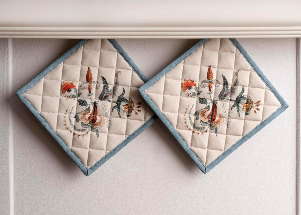 Maison d' Hermine Pot Holders Set 100% Cotton Heat Resistant Potholders 8" x 8" Hot Pads with Loop BBQ, Cooking, Baking, Grilling, Kitchen, Handling Hot Pans (Pack of 2, Dalida)