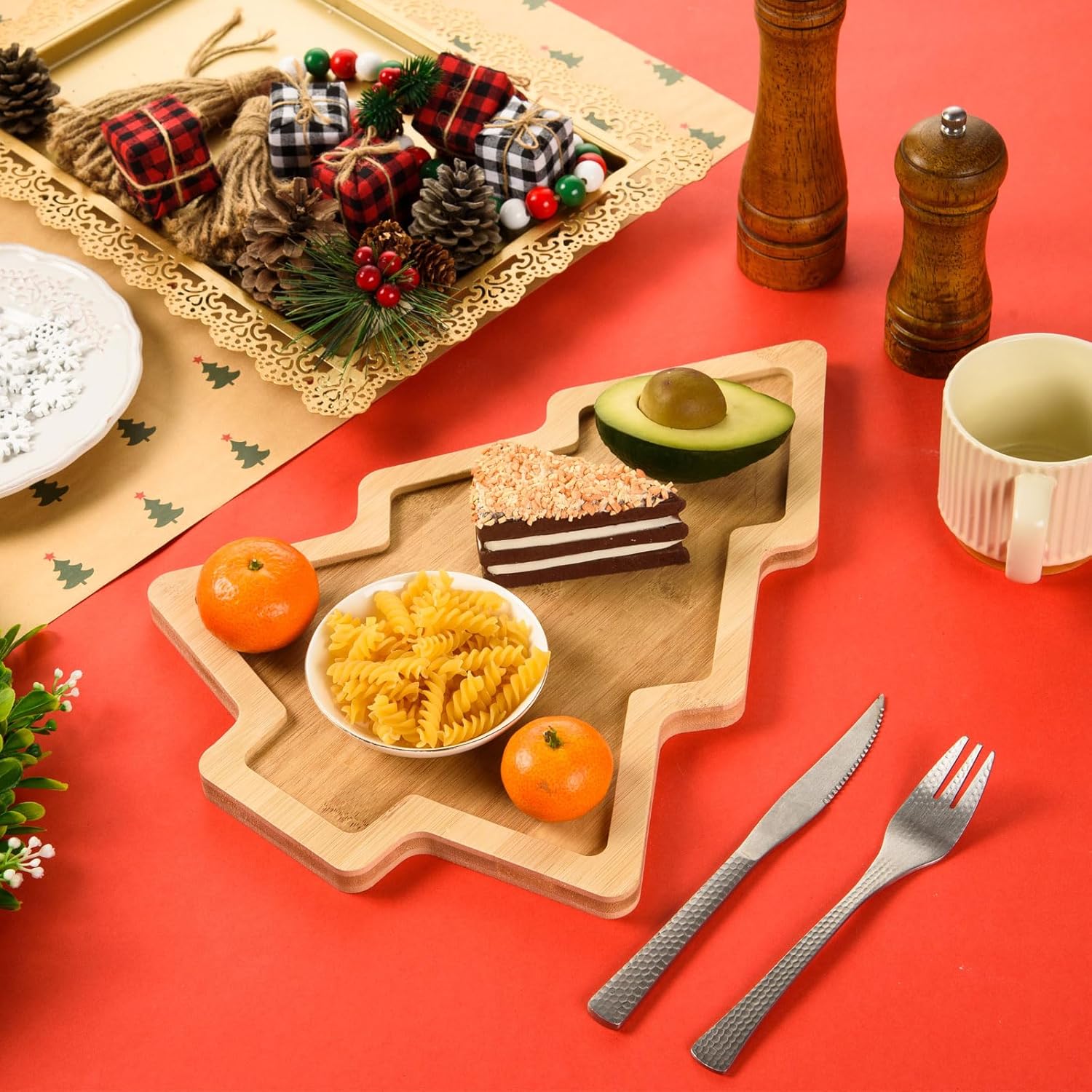 3 Pcs Christmas Wooden Appetizer Tray Christmas Tree Shaped Wooden Serving Platter Sushi Serving Tray Wood Charcuterie Board Tray Snack Dessert Candy Dish Plate for Christmas Home Kitchen,15x11x0.59