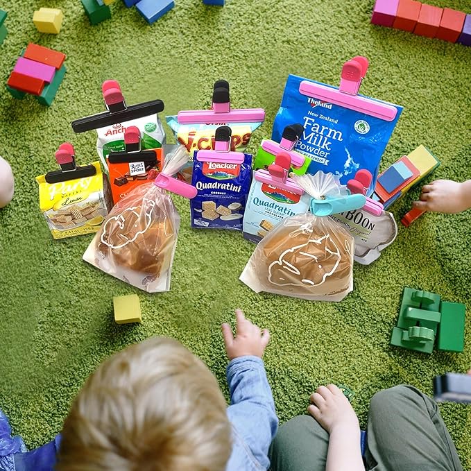 11 Pack Chip Clips Food Bag Clips for Food Packages Chips Storage Bags Heavy Duty Snack Kitchen Potato (3 Large, 6 Small & 2 Round, Black Pink)