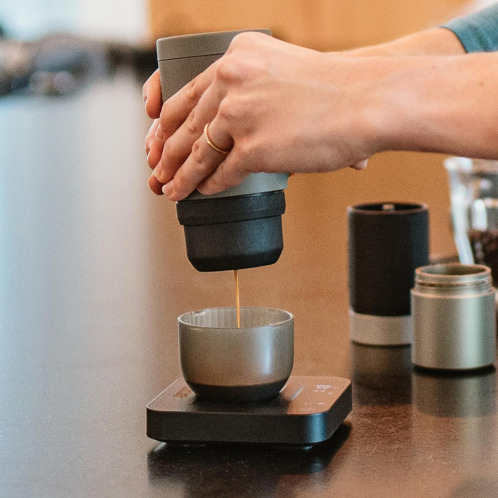 WACACO Exagram Pro Coffee Scale with Timer, Smart Espresso Scale with Carrying Box, Automatic Timing Rechargeable Mini Digital Coffee Weight Scales Gram&Ounce&Milliliter, Food Kitchen Scale, Black