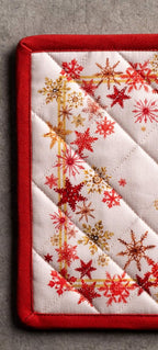 Maison d' Hermine Pot Holders 100% Cotton Heat Resistant Potholders 8" x 8" Hot Pads with Loop BBQ, Cooking, Baking, Grilling, Kitchen, Handling Hot Pans (Pack of 1, Crystal Star)