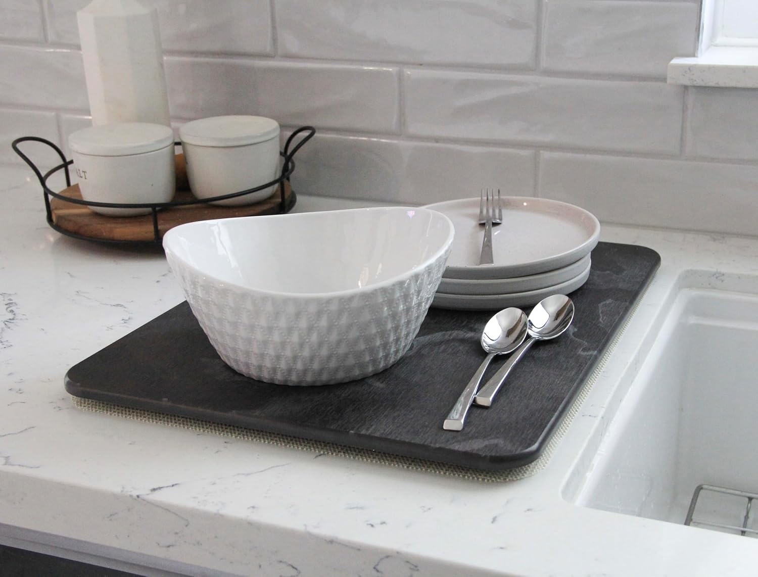 Large Stone Drying Mat for Kitchen Counter, Water Absorbing Stone, Quick Dry Stone Mat Kitchen, Diatomaceous Earth Dish Drying Mat (17.7 x 13.8 Inch Black Marble Drying Mat)