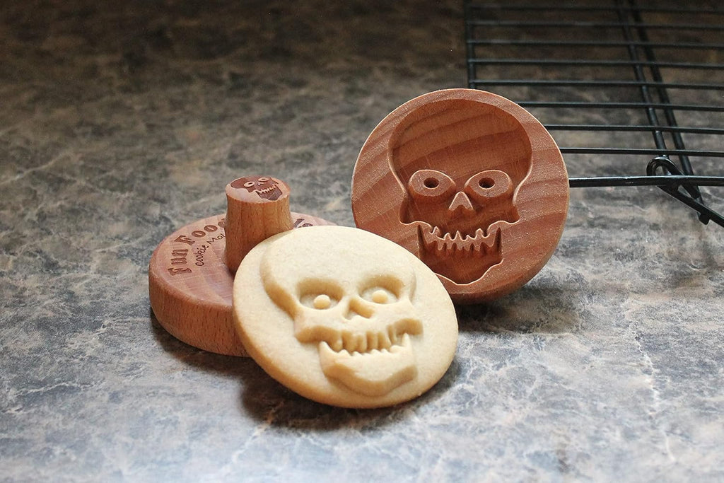 Wood Cookie Stamp, 2.5 Inch (Skull CS-023)