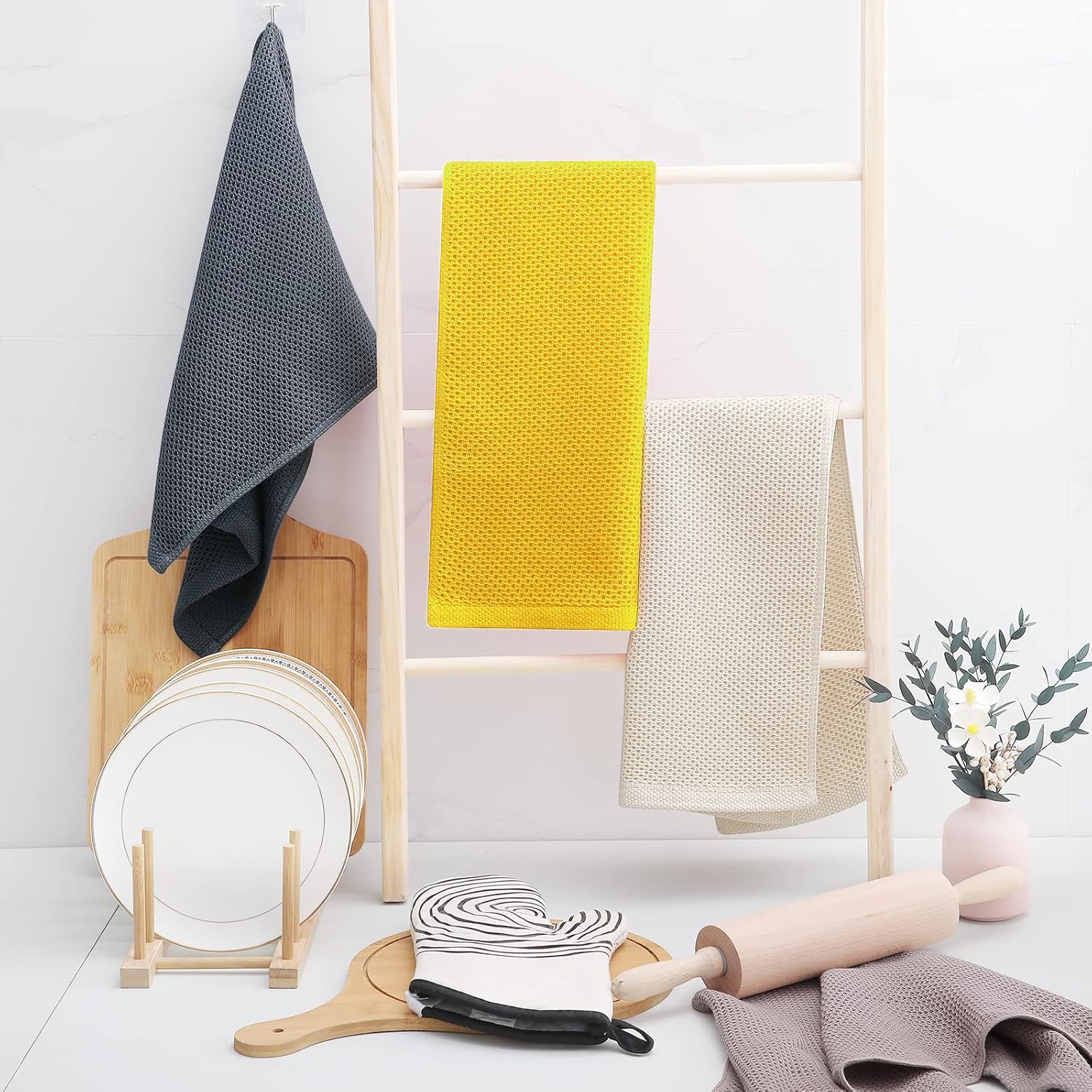 Homaxy 100% Cotton Waffle Weave Kitchen Dish Towels, Ultra Soft Absorbent Quick Drying Cleaning Towel, 13 x 28 Inches, 4-Pack, Yellow