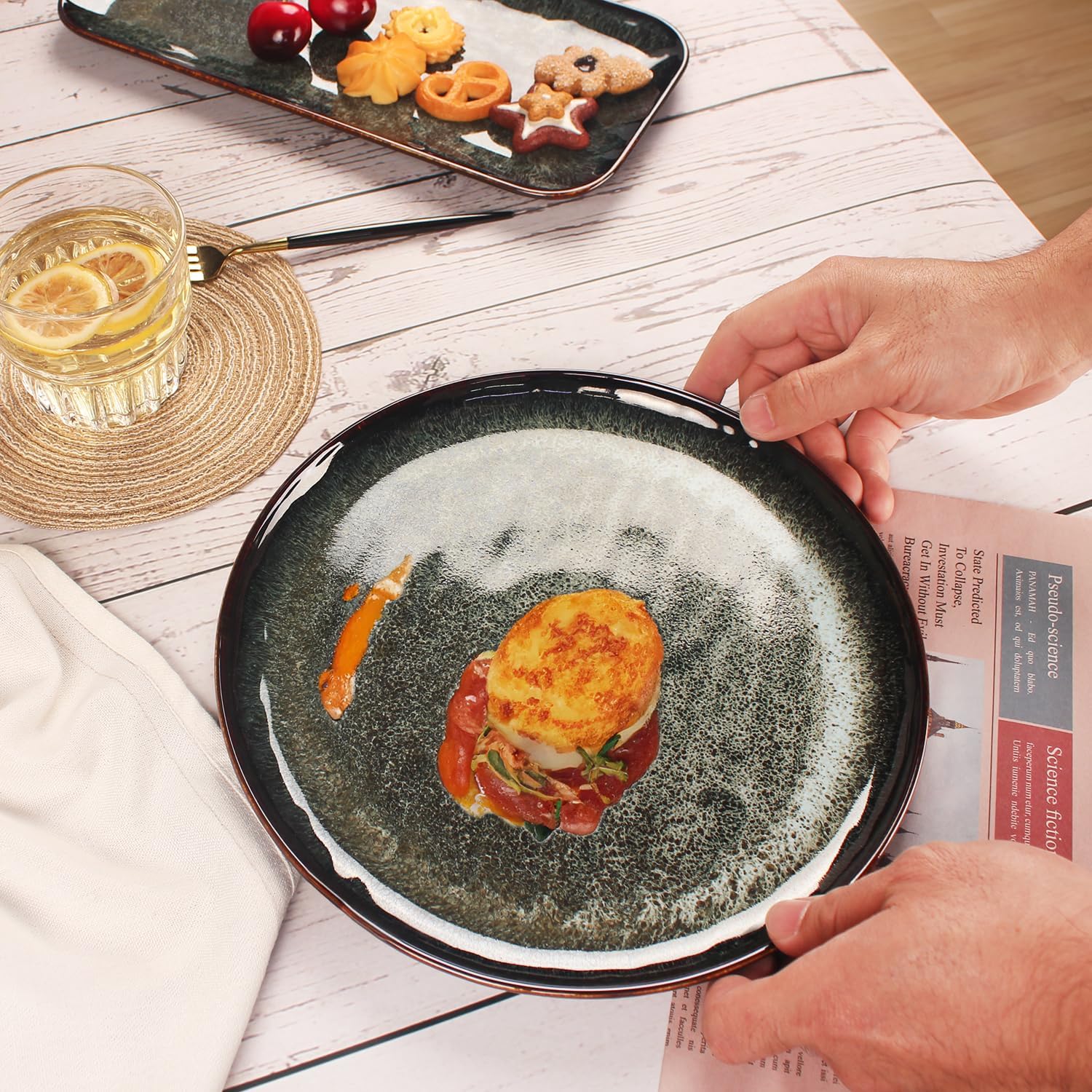 Ceramic Dinner Plates Dish Set,Set of 4,for Lunch snacks -Microwave Oven & Dishwasher Safe,Scratch Resistant,Dinnerware Kitchen Porcelain Serving Dishes 10 Inch Round