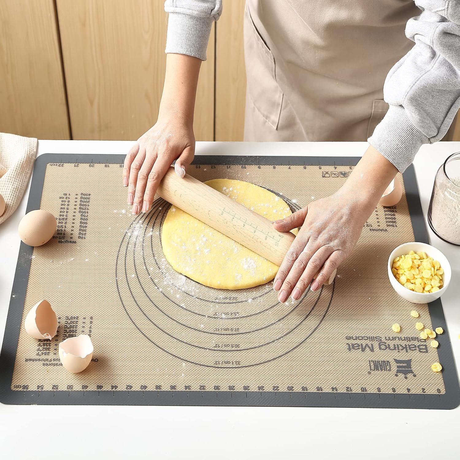 Silicone Baking Mat Set of 6, GUANCI Grade Food Baking mats Non-Stick Reusable Pizza Bakeware Mat for Making Macaroon, Pizza, Cookie, Pastry, Bread, Bun(Grey)