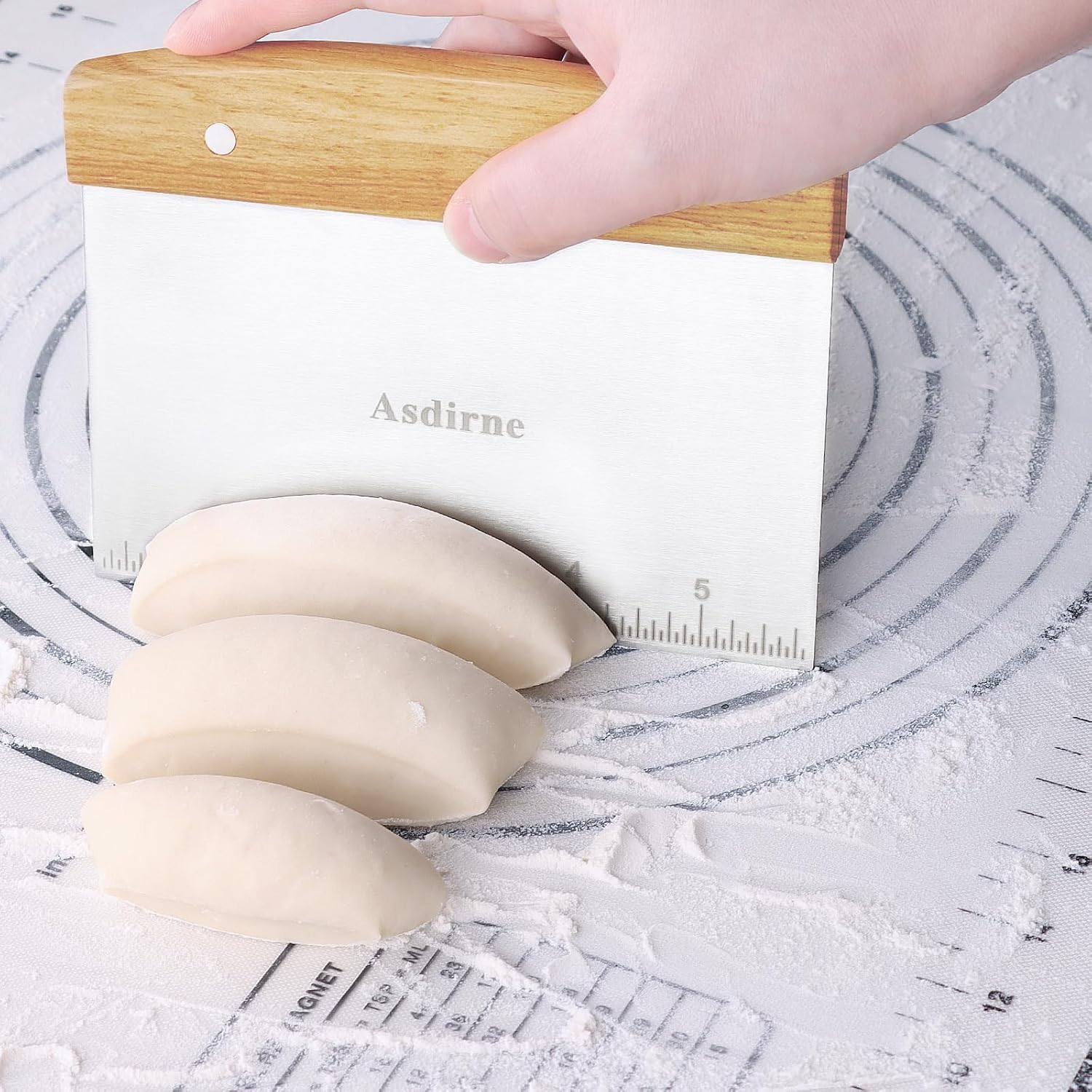 Dough Cutter, Dough Scraper with Wooden Handle and Food Grade Stainless Steel Blade, Pastry Scraper, 15CM, 2Pcs