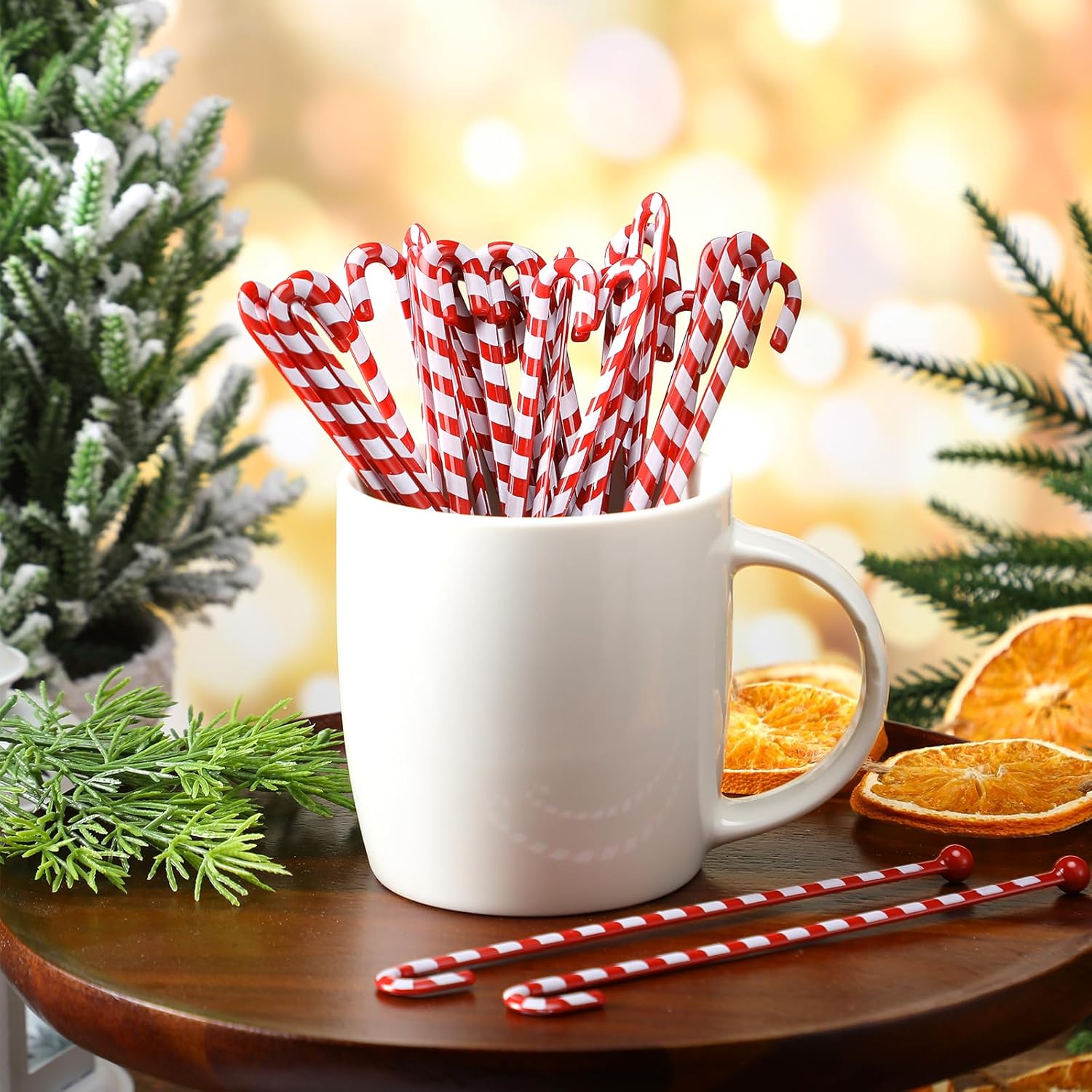 30 Pcs Christmas Drink Stirrers Xmas Stir Stick Holiday Coffee Swizzle Stick Reusable Plastic Hot Cocoa Bar Chocolate Decoration Cocktail Mixer(Candy Cane,Red and White)