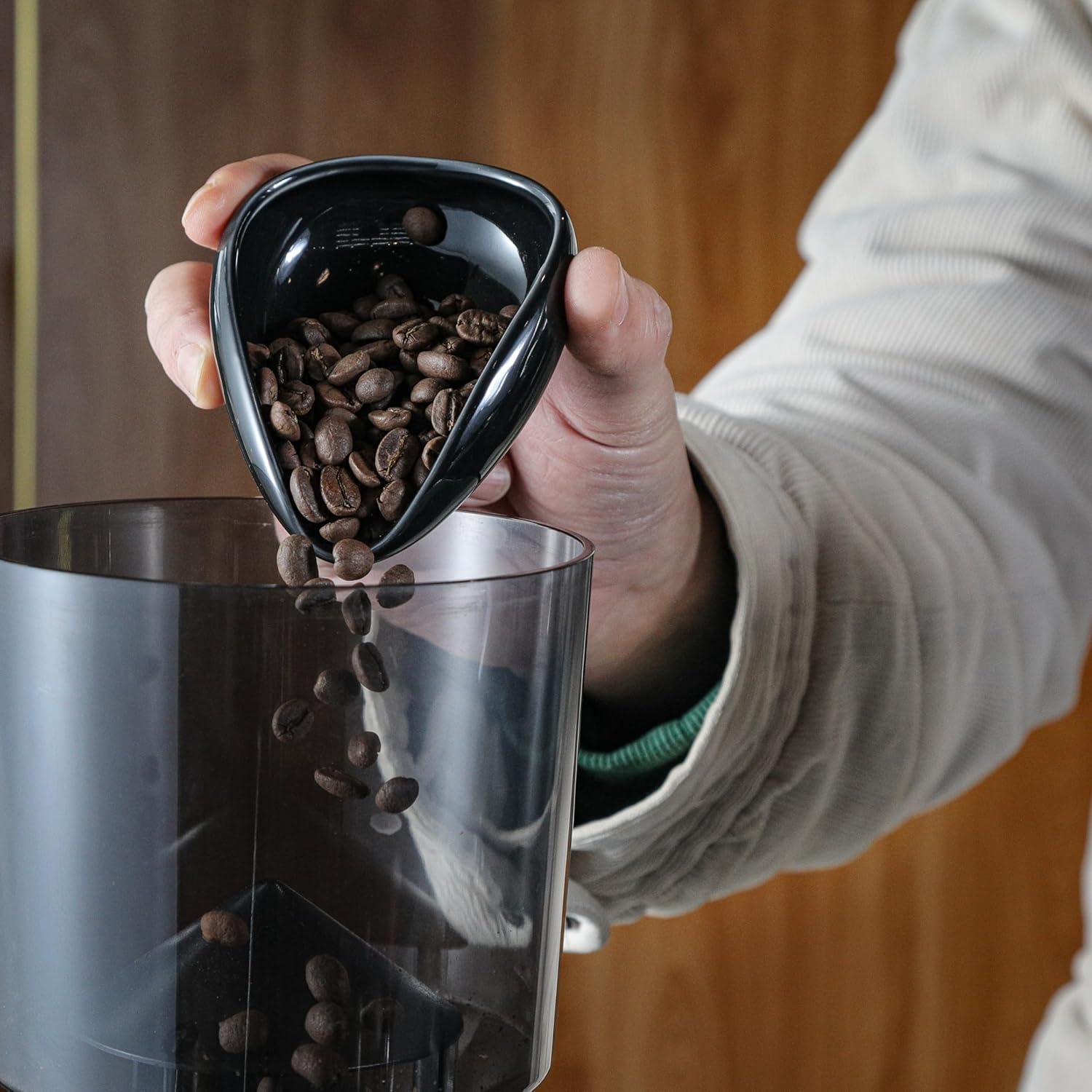 Coffee Bean Dosing Cup and RDT Sprayer Gift Set Coffee Bar Accessories Ceramic Dosing Vessel/Single Dose Measuring Tray Kit