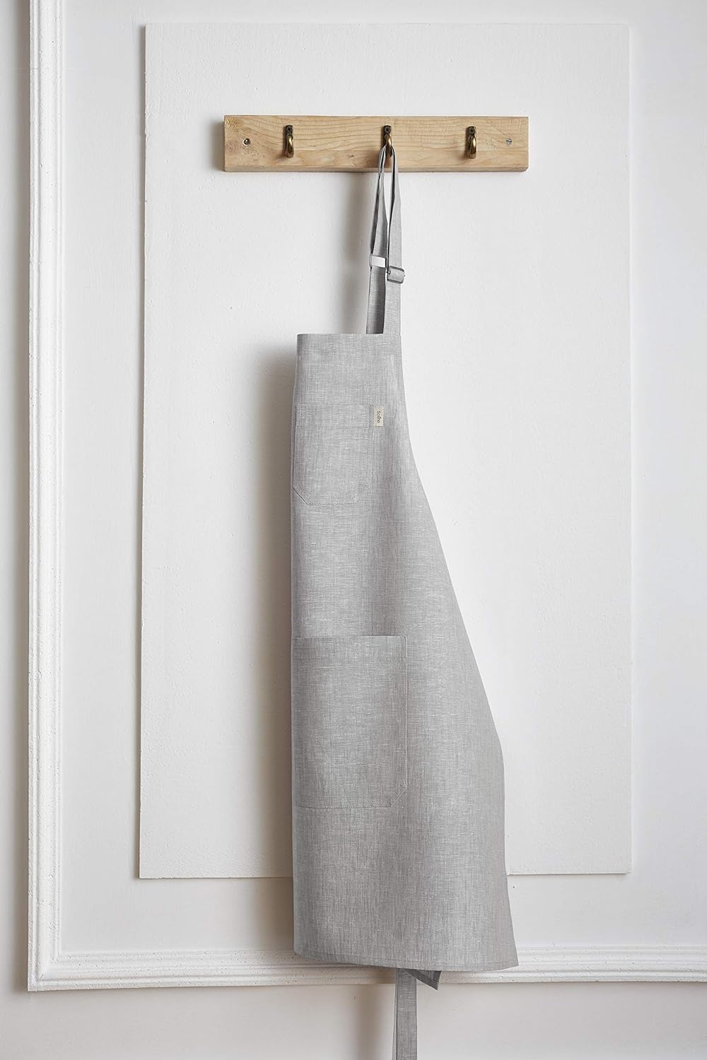 Solino Home Linen Bib Apron for Men & Women - 100% Pure Linen Light Grey Kitchen Apron with Front Pockets - Handcrafted from European Flax