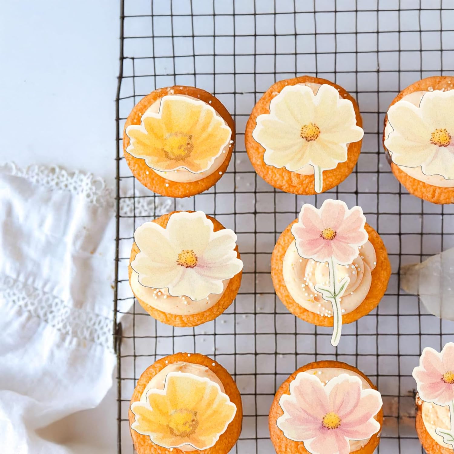 Ephlyn 50Pcs Edible Flower Cupcake Toppers Wafer Paper Spring Bridal Engagement Baby Shower Birthday Party Cupcake Picks Anniversary Party Decorations Supplies Multi