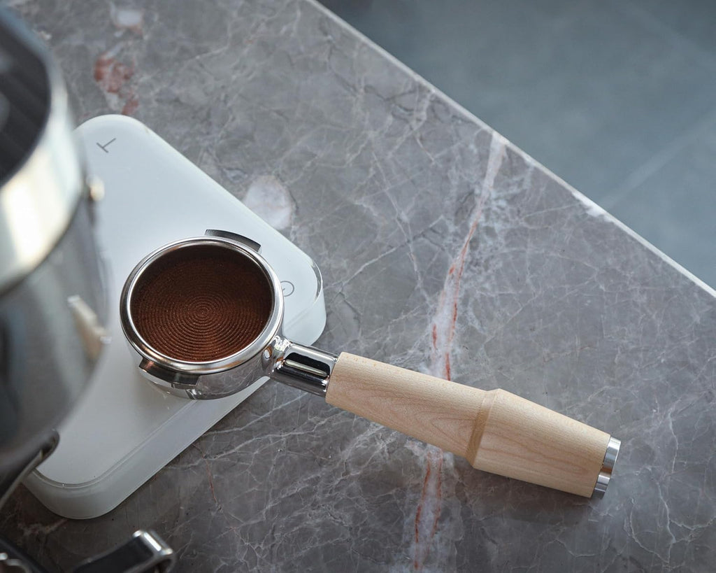 58mm Bottomless Portafilter for E61 Group Head | Professional Barista-Grade Naked Portafilter | Compatible with Rocket, Lelit, Ascaso, Profitec, ECM, Flair 58 (Maple)