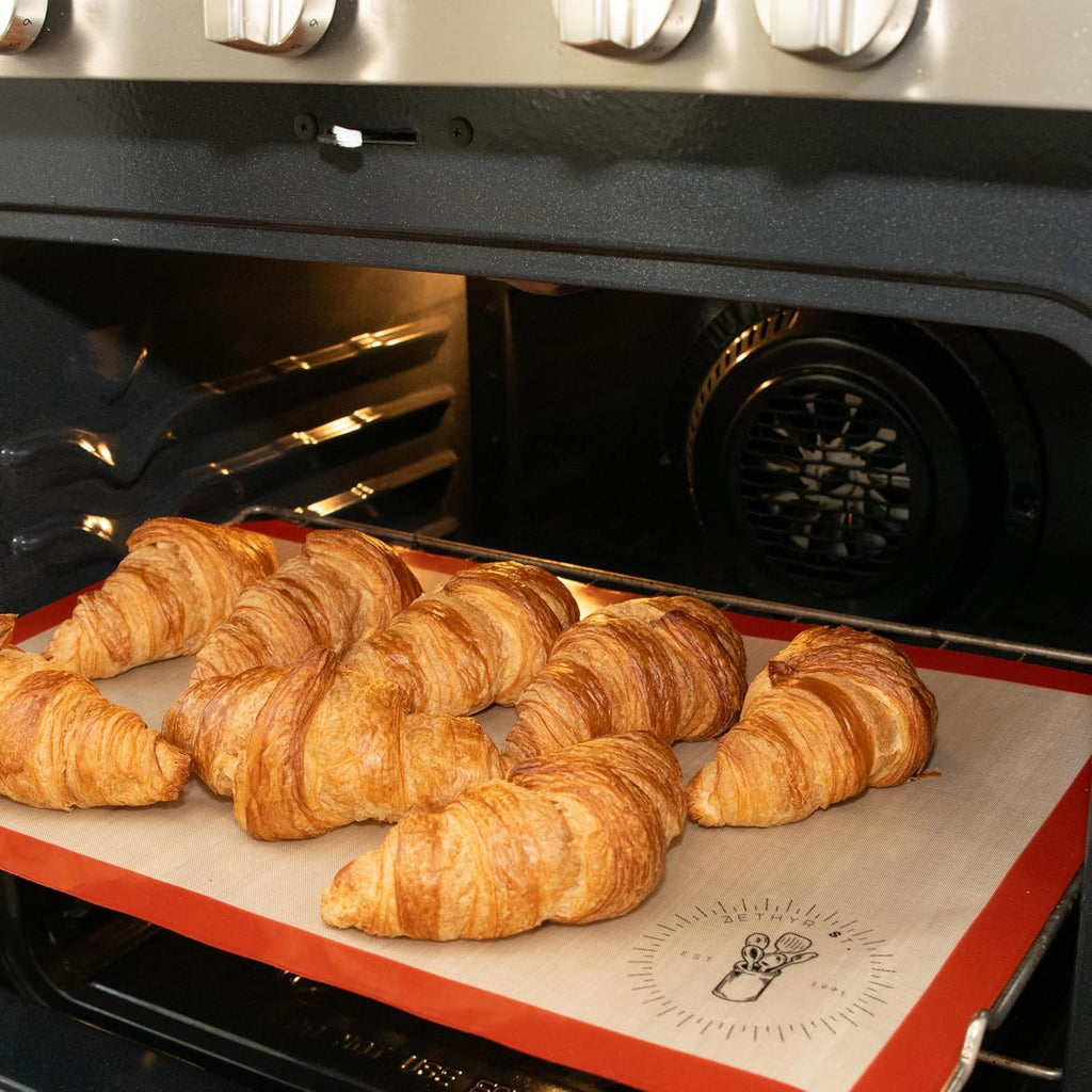 Silicone Baking Mats, Full Size Baking Sheet Liners, Multi Pack,17 x 25 inch, Non-Stick, Silicone Baking Sheet Liner, Perfect For Baking Macarons Cookies And Cakes (Full Size, 2, Baking Mats)