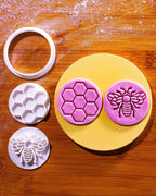 BAKERLOGY Queen Bee - Mini 2" Cookie Cutter & Stamp Set - Honey Bee & Honeycomb Design for Easter & Spring Cookies, Cupcakes & Fondant Decorations