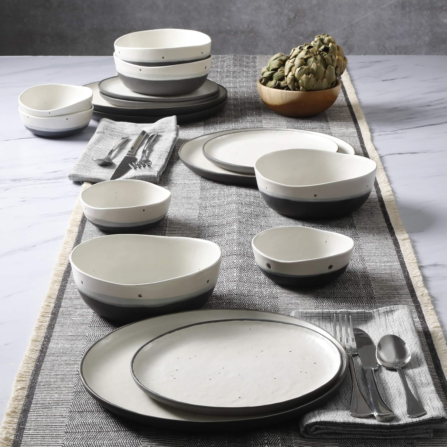 Gibson Elite Rhinebeck Double Bowl Dinnerware Set, Service for 4 (16pcs), White and Black